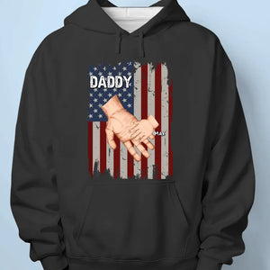 My Dad Is The Best Person In The World Heart - Family Personalized Custom Unisex T-shirt, Hoodie, Sweatshirt - Father's Day, Gift For Dad, Grandpa