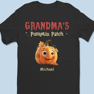 Grandmas Know Just How To Tell Spooky Stories - Family Personalized Custom Unisex T-shirt, Hoodie, Sweatshirt - Halloween Gift For Mom, Grandma